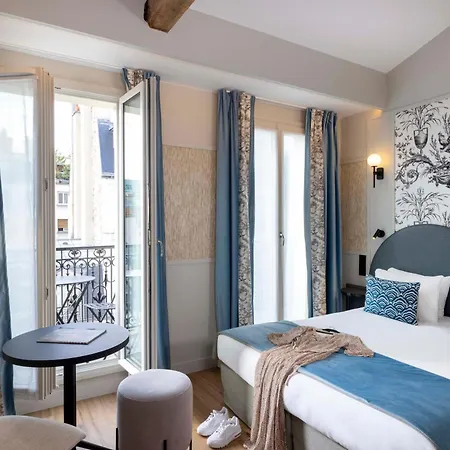Grand Leveque Hotel