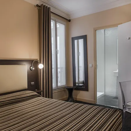 Grand Leveque Hotel