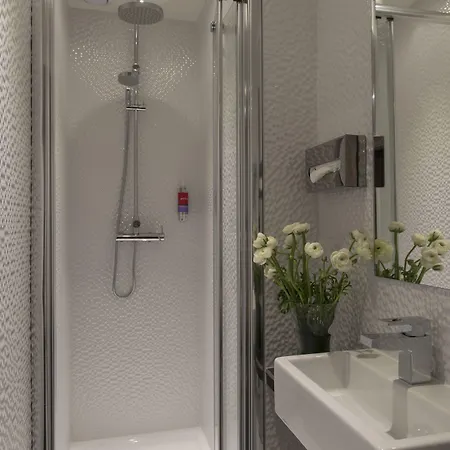 Grand Leveque 3* Paris