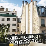 Hotell Grand Leveque 3*