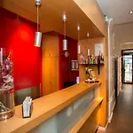 Hotell Grand Leveque