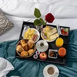 Hotel Grand Lévêque 3*