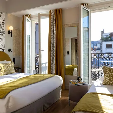 Отель Grand Leveque 3*