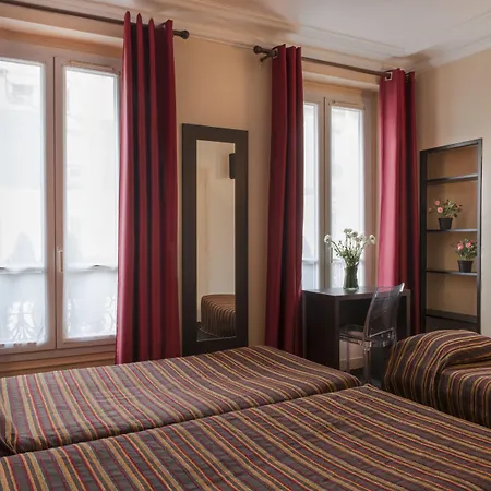 מלון Grand Leveque 3*