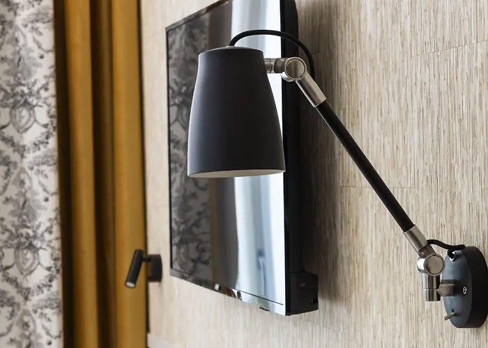 里维克大酒店 酒店 3*