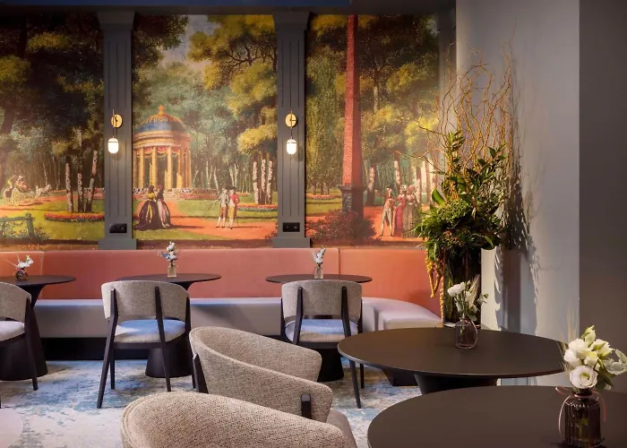 里维克大酒店 3*