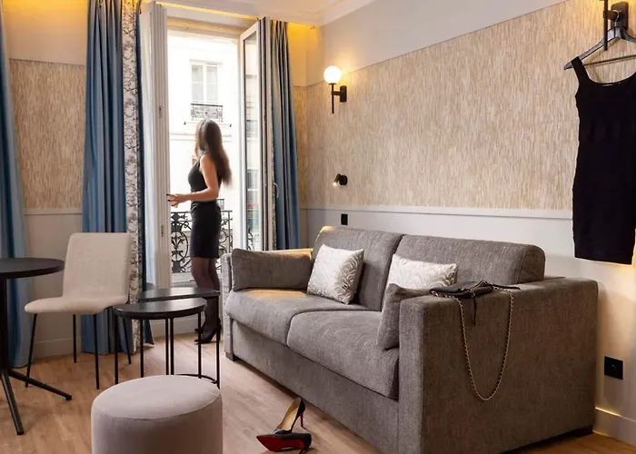 里维克大酒店 3* 巴黎