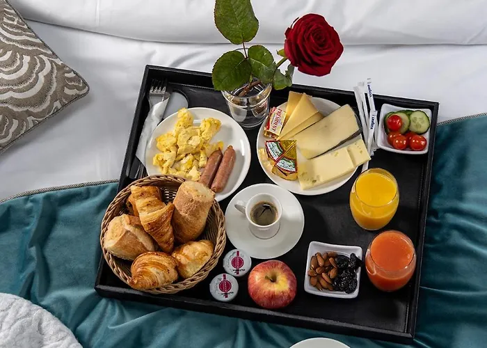 Hotel Grand Leveque 3*